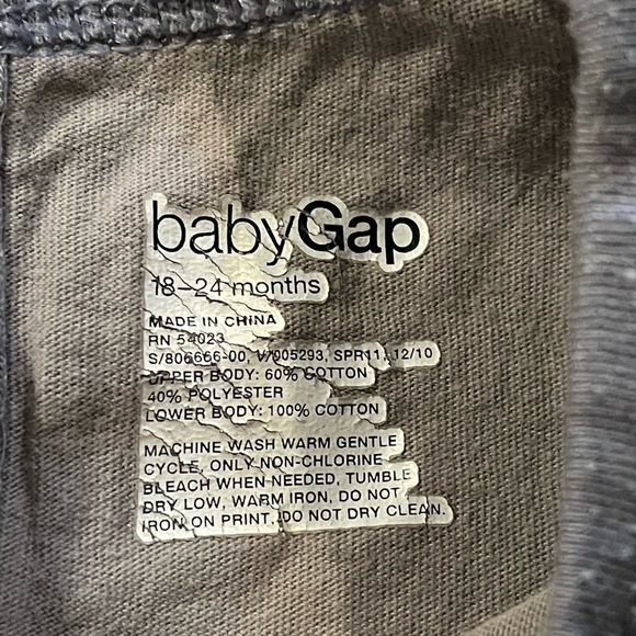 GAP Baby Cotton Boys Onesies with Unique Graphics 18-24 Month - Picture 3 of 3
